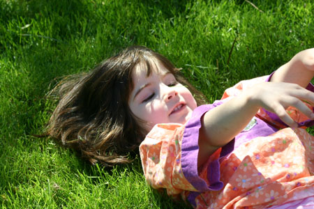 20090514_in_the_grass