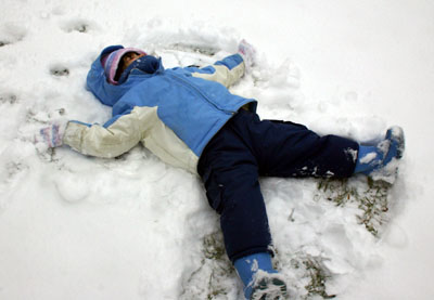 20080222_snow_angel.jpg