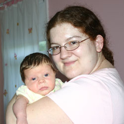 20080812_withMommy.jpg