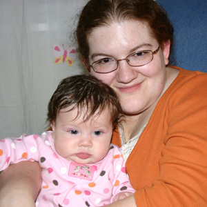 20081112_withMommy.jpg